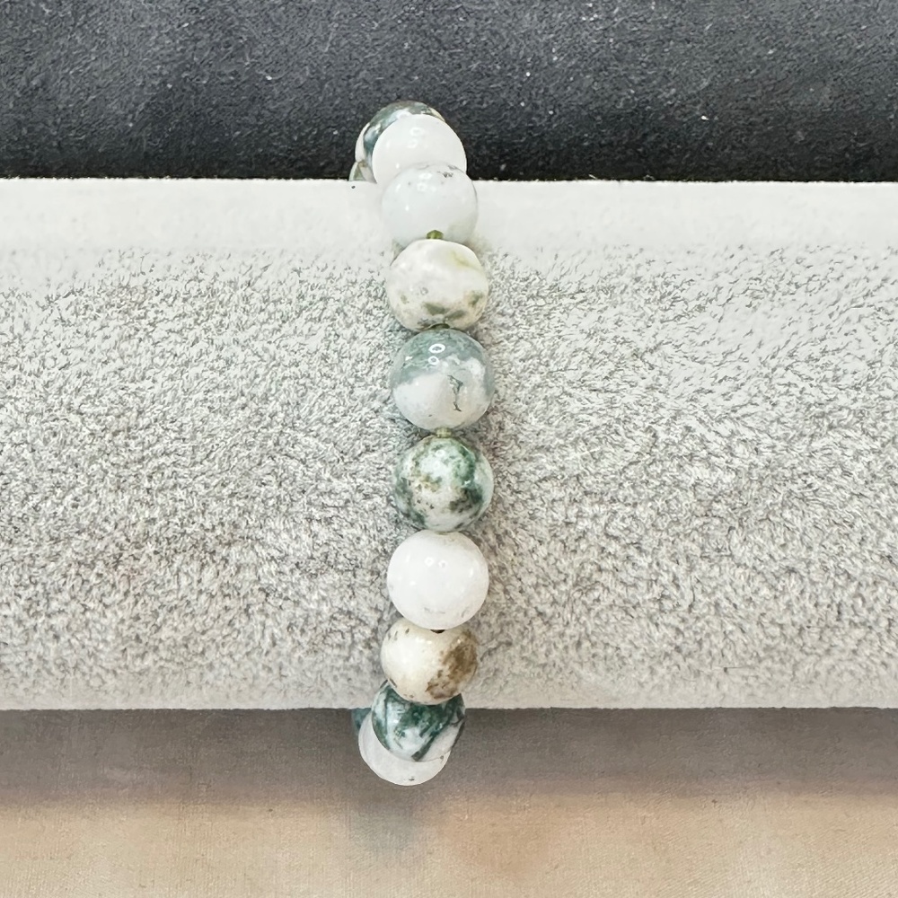 Tree Agate beaded stretchy bracelet. Multicolor stones. - Picture 7 of 16